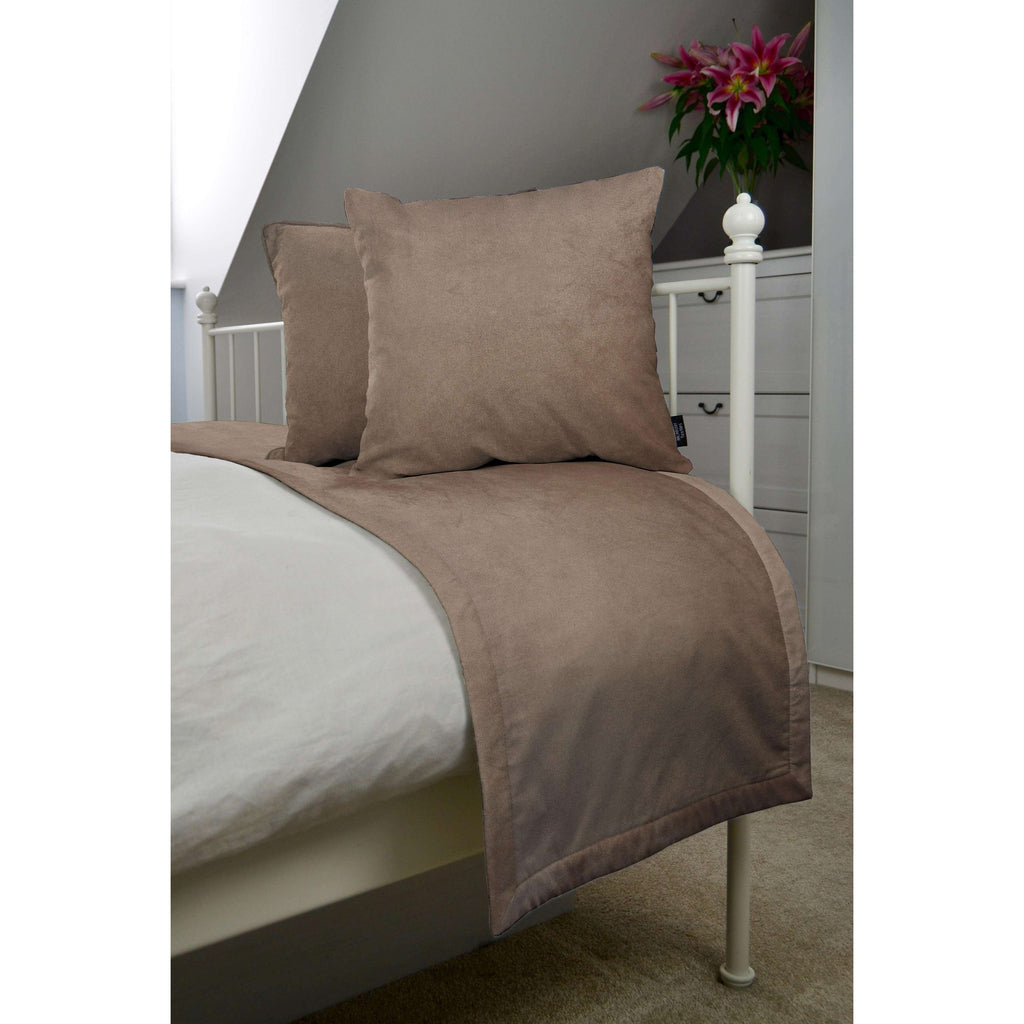 McAlister Textiles Matt Mocha Brown Velvet Bedding Set Bedding Set Runner (50x240cm) + 2x Cushion Covers 