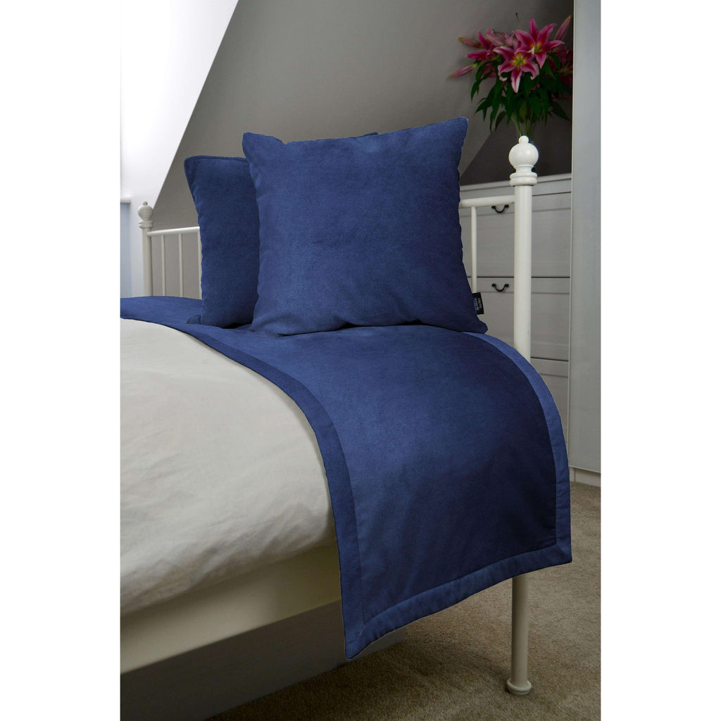 McAlister Textiles Matt Navy Blue Velvet Bedding Set Bedding Set Runner (50x240cm) + 2x Cushion Covers 