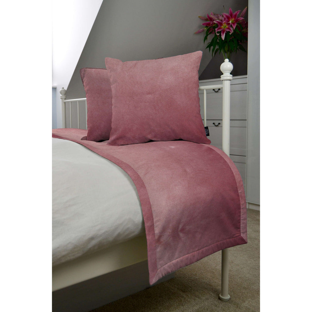 McAlister Textiles Matt Blush Pink Velvet Bedding Set Bedding Set Runner (50x240cm) + 2x Cushion Covers 